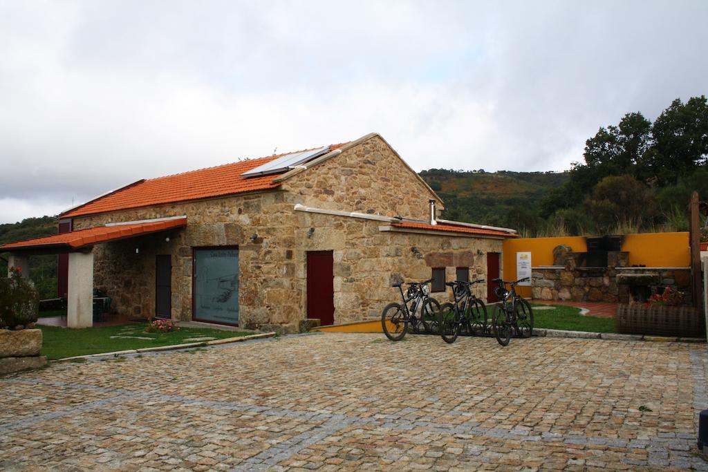 Casa Entre-Palheiros E Casa Do Canastro Montalegre Exteriér fotografie